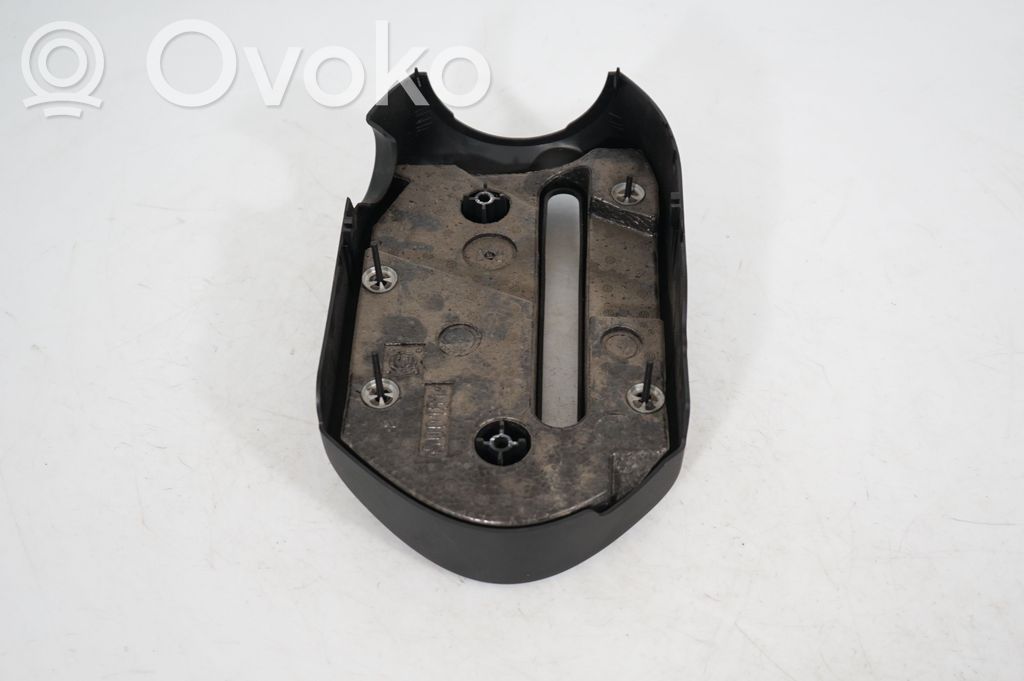 Steering wheel column trim (5)