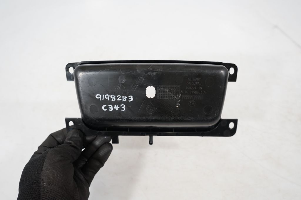 Glove box central console (7)