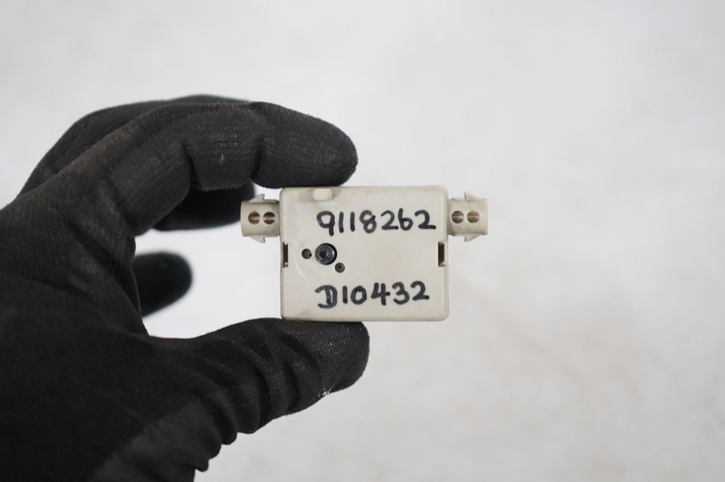 Aerial antenna amplifier (10)