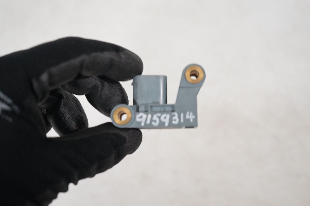 Airbag deployment crash/impact sensor (7)