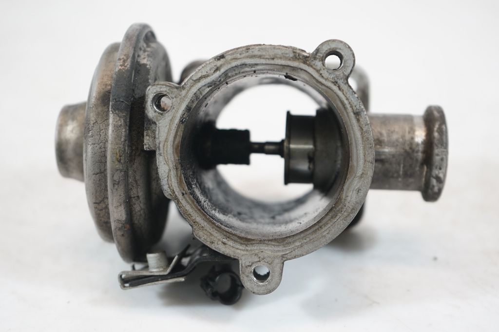 EGR valve (9)