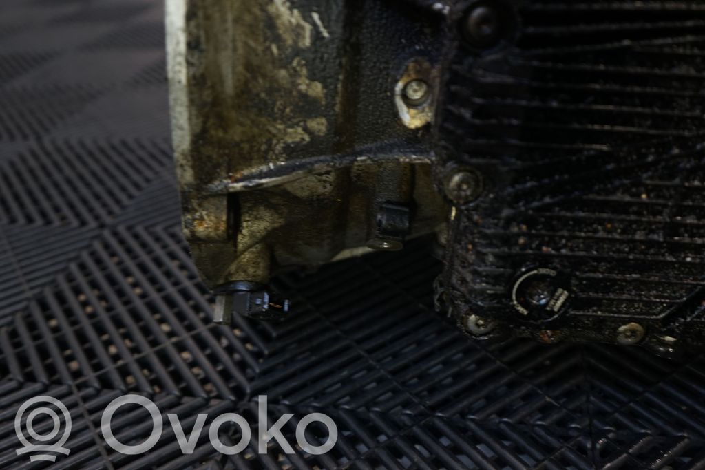 Automatic gearbox (18)