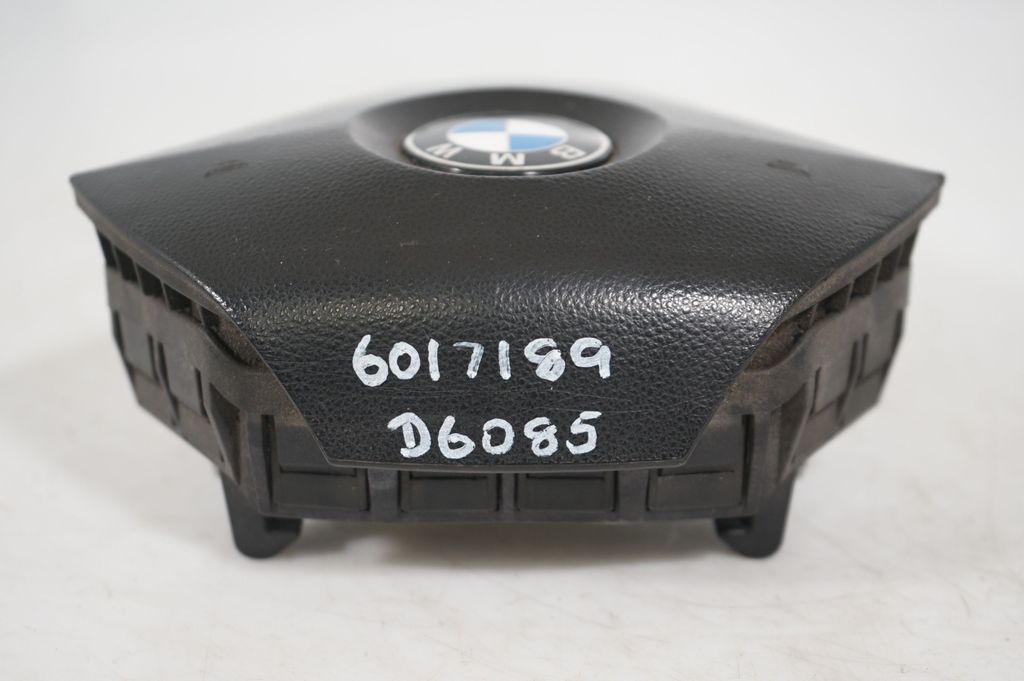 Steering wheel airbag (9)
