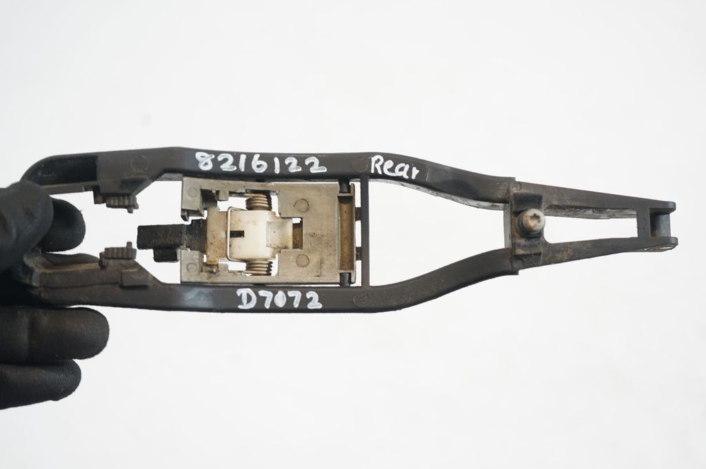 Front door exterior handle (7)