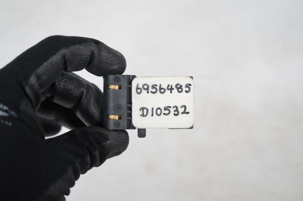 Airbag deployment crash/impact sensor (7)