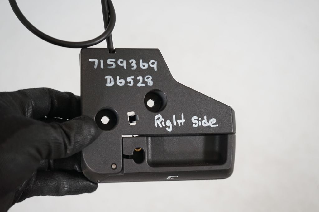 Seat back rest control lever/handle (7)