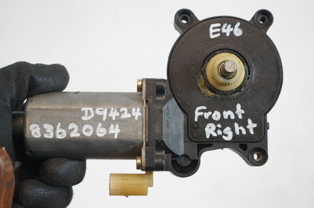 Front door window regulator motor (8)