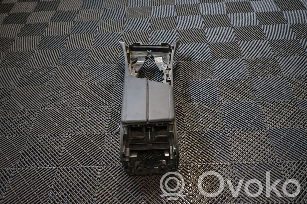 Center console (3)