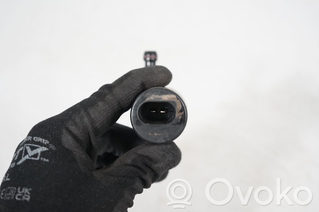 Headlight washer pump (5)