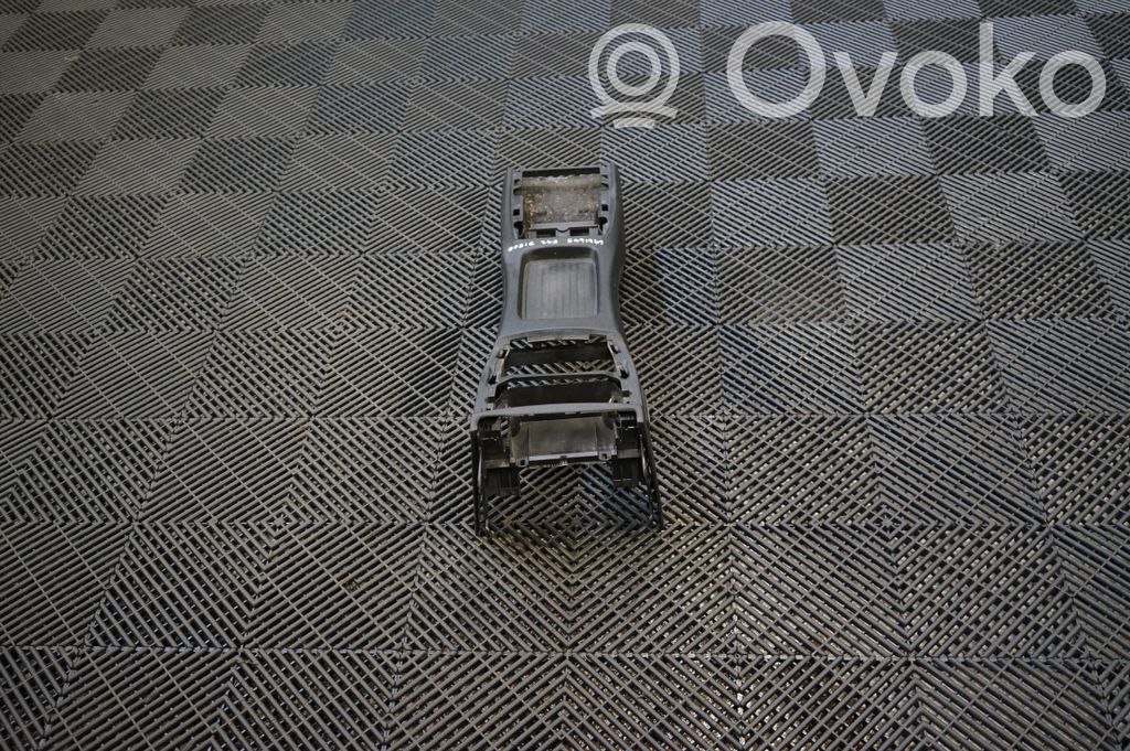 Center console (3)