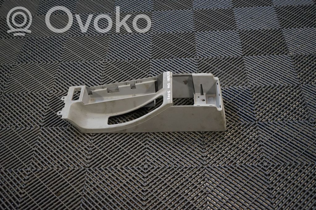 Center console (2)