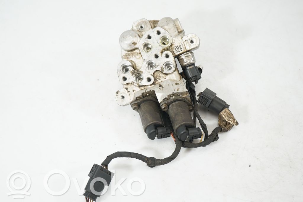 Air suspension compressor (5)