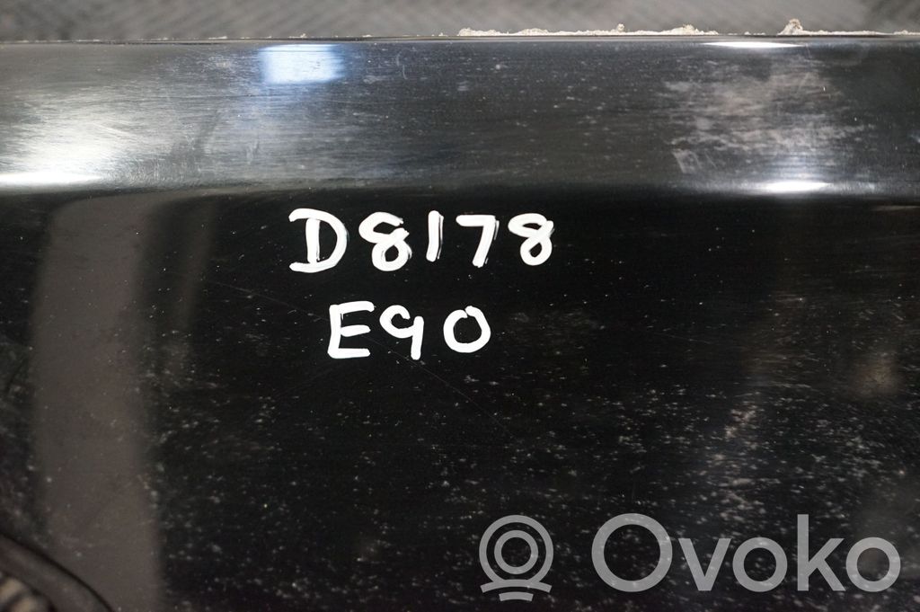 Tailgate/trunk/boot lid (6)