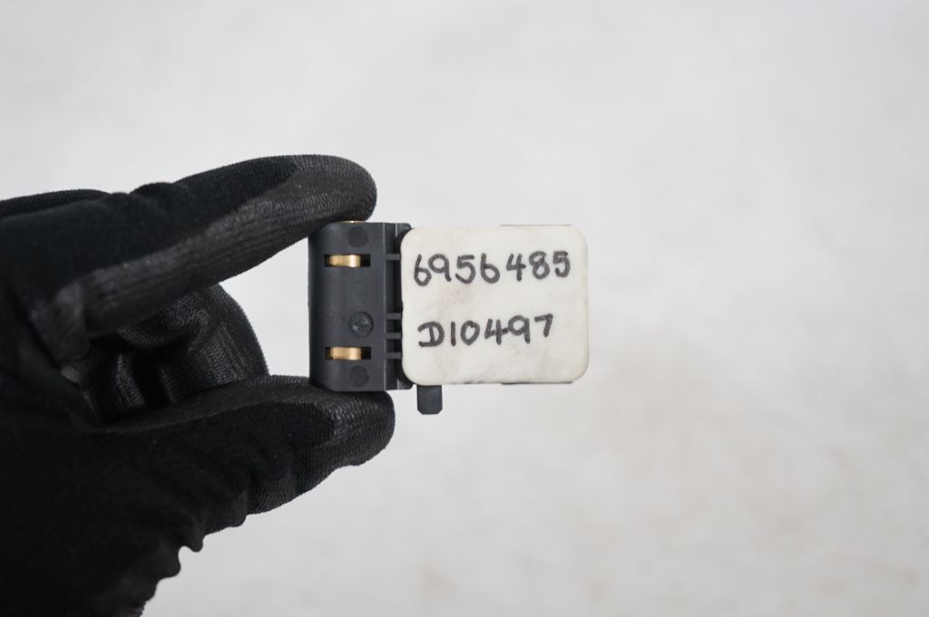 Airbag deployment crash/impact sensor (7)