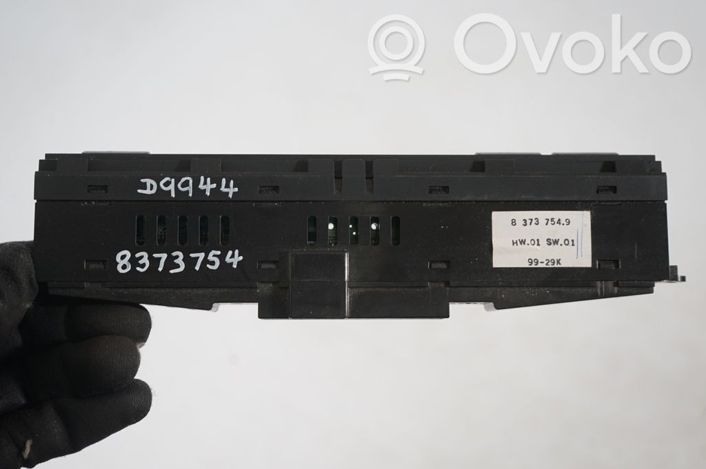 Seat heating switch (8)