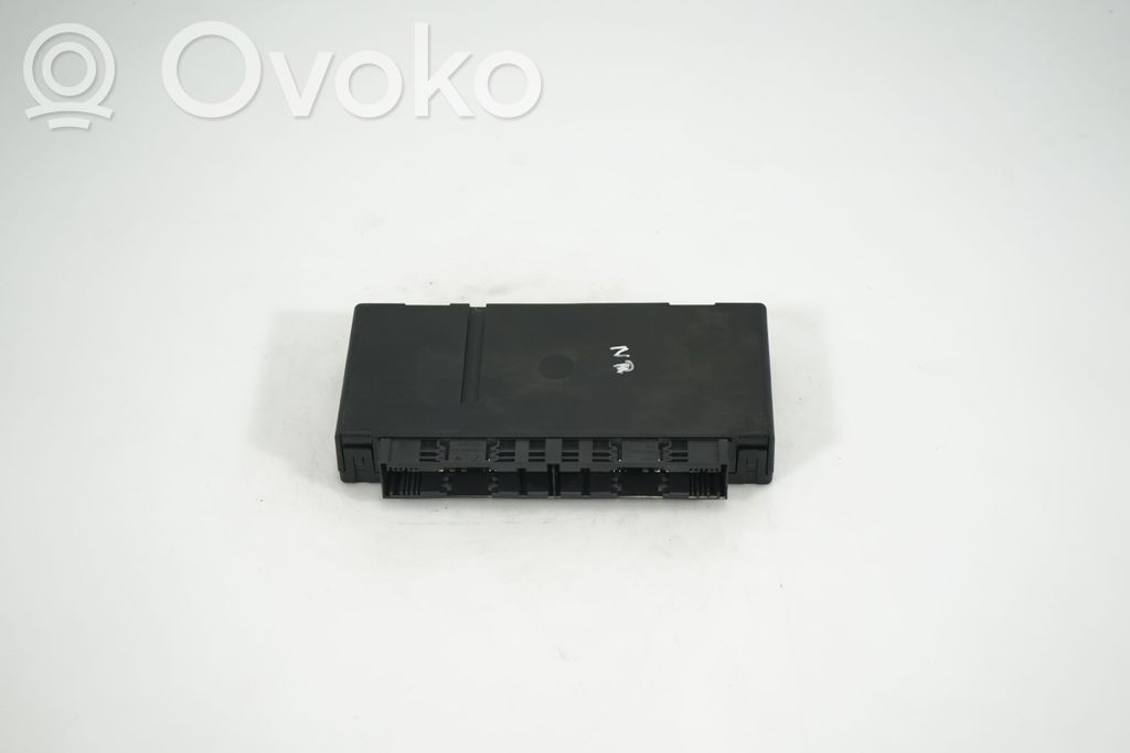 Comfort/convenience module (5)