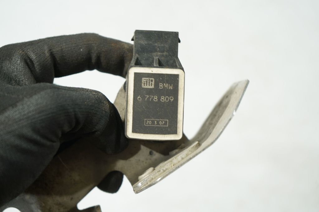 Headlight/headlamp level sensor (8)