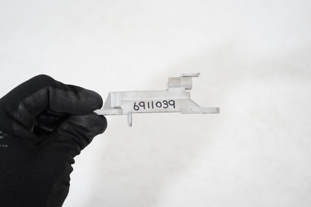 Airbag deployment crash/impact sensor (8)