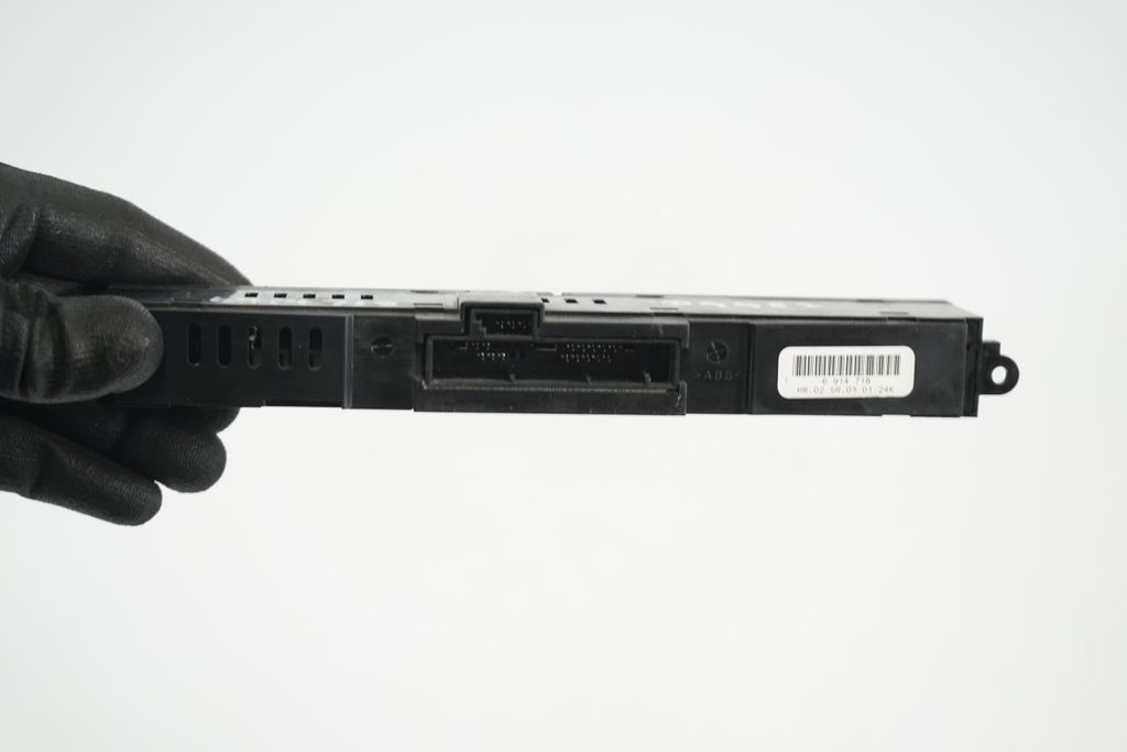 Seat heating switch (7)