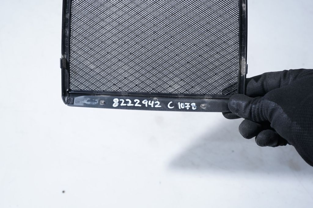 Subwoofer grill/trim (7)