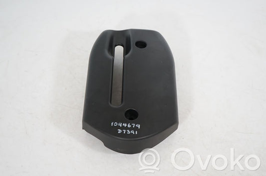 Steering wheel column trim