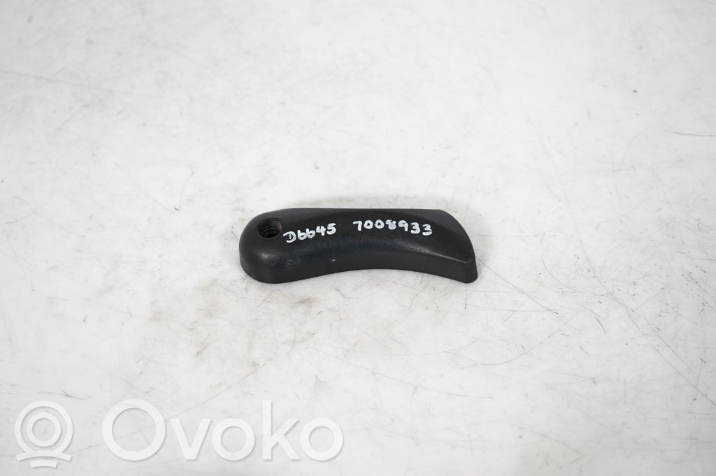 Engine bonnet (hood) release handle