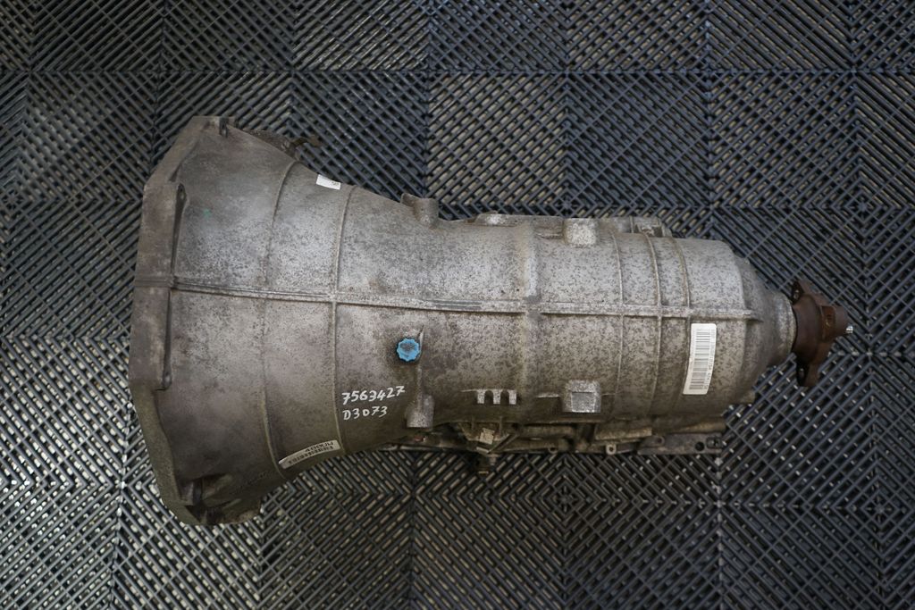 Automatic gearbox (17)