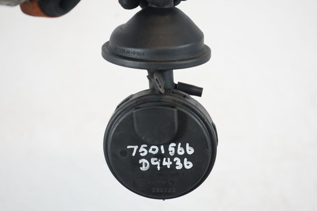 Oil breather separator (9)