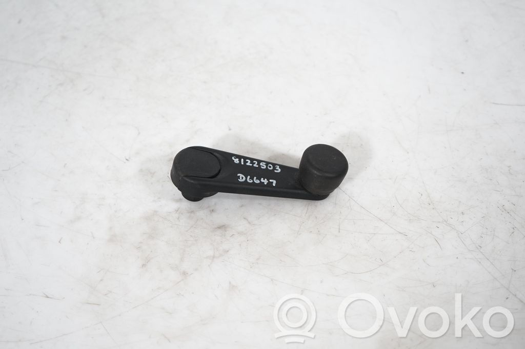 Rear door window winding handle