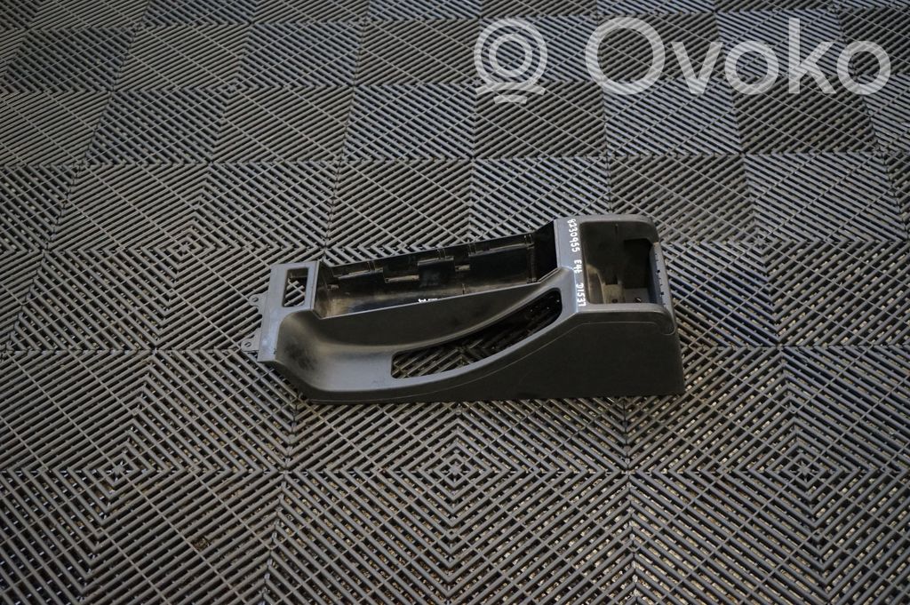 Center console (2)
