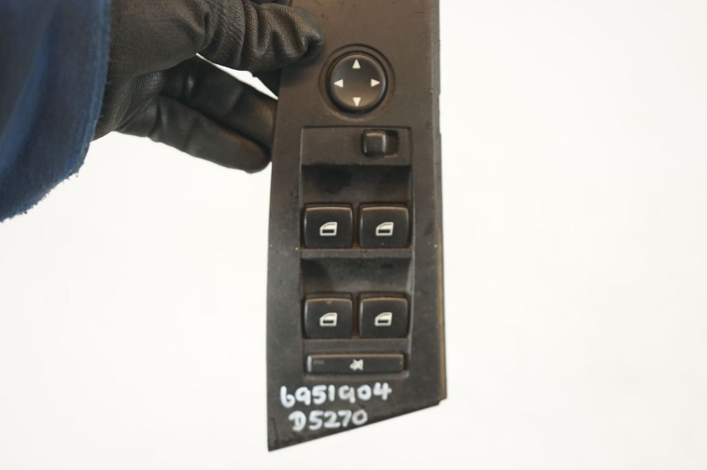 Electric window control switch (15)