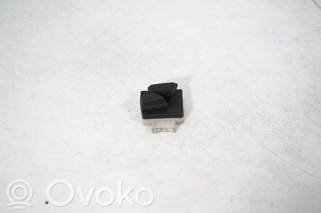 Seat control switch (3)