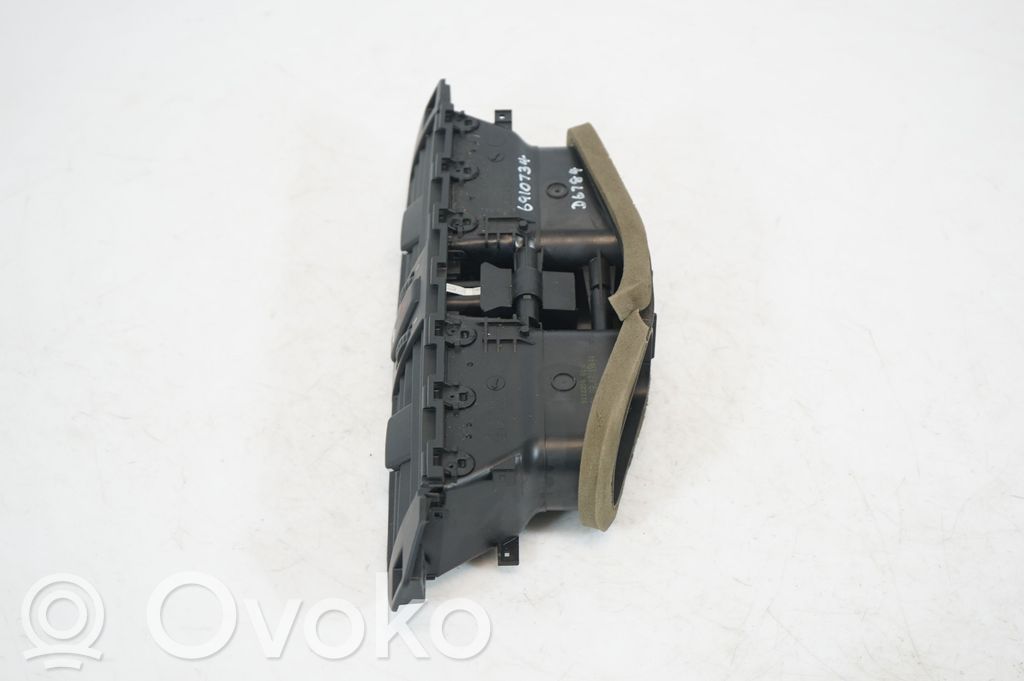 Dash center air vent grill (2)