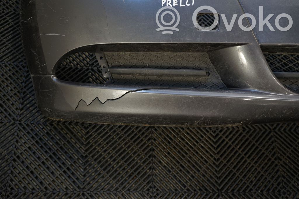 Front bumper (4)