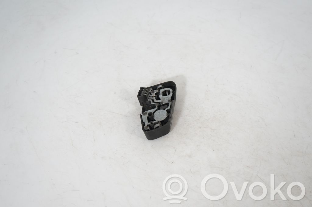 Tail light bulb cover holder (2)