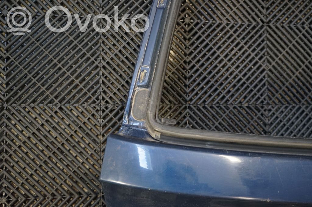 Tailgate/trunk/boot lid (12)