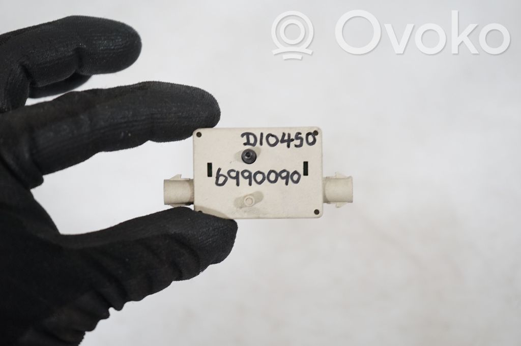 Aerial antenna amplifier (9)