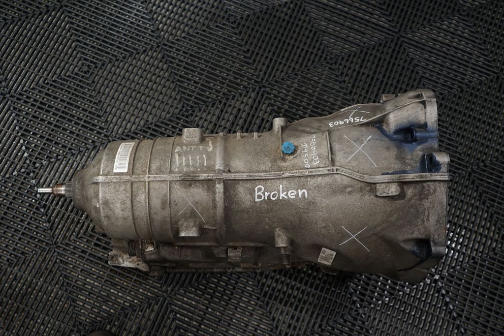 Automatic gearbox (13)