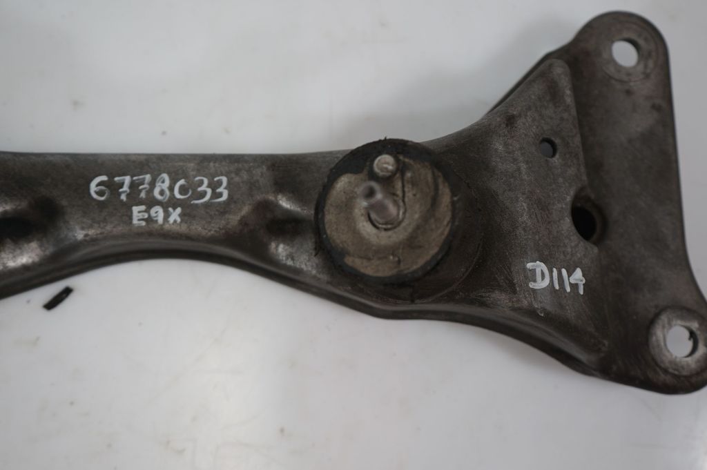 Gearbox mounting bracket (7)