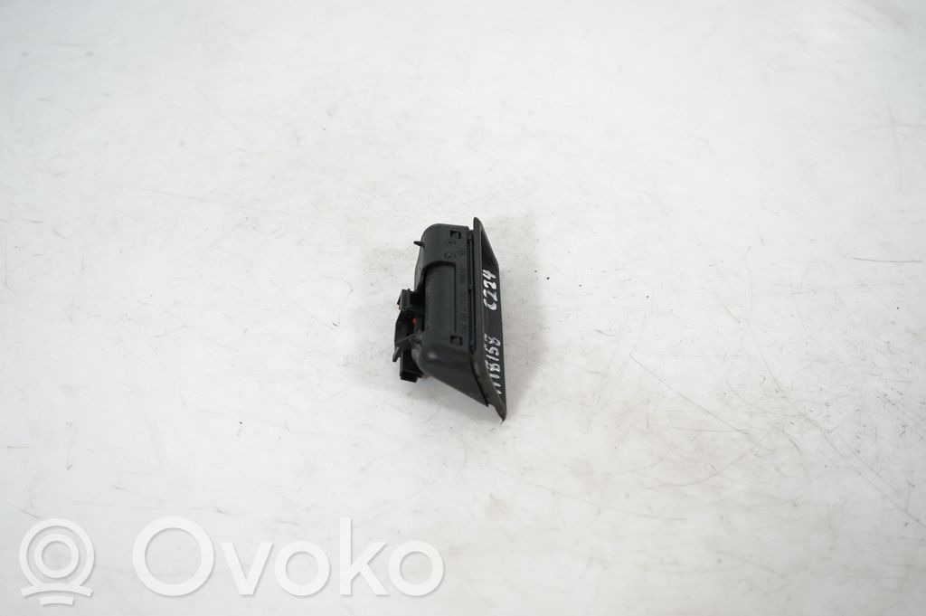 Dashboard lower bottom trim panel (4)