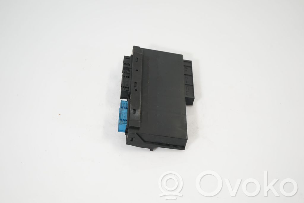 Comfort/convenience module (5)