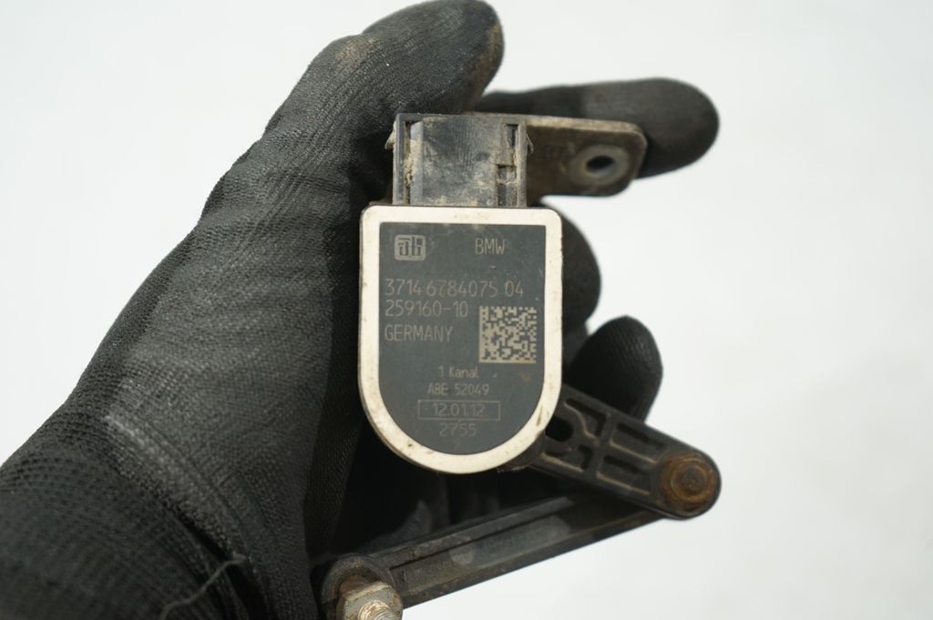 Headlight/headlamp level sensor (8)