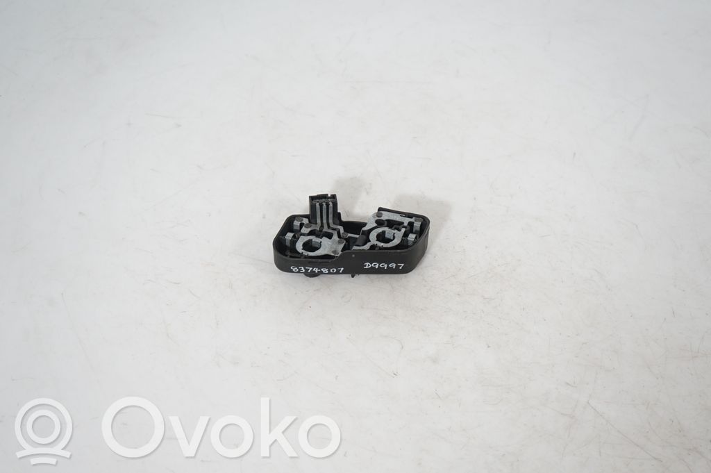 Tail light bulb cover holder (3)