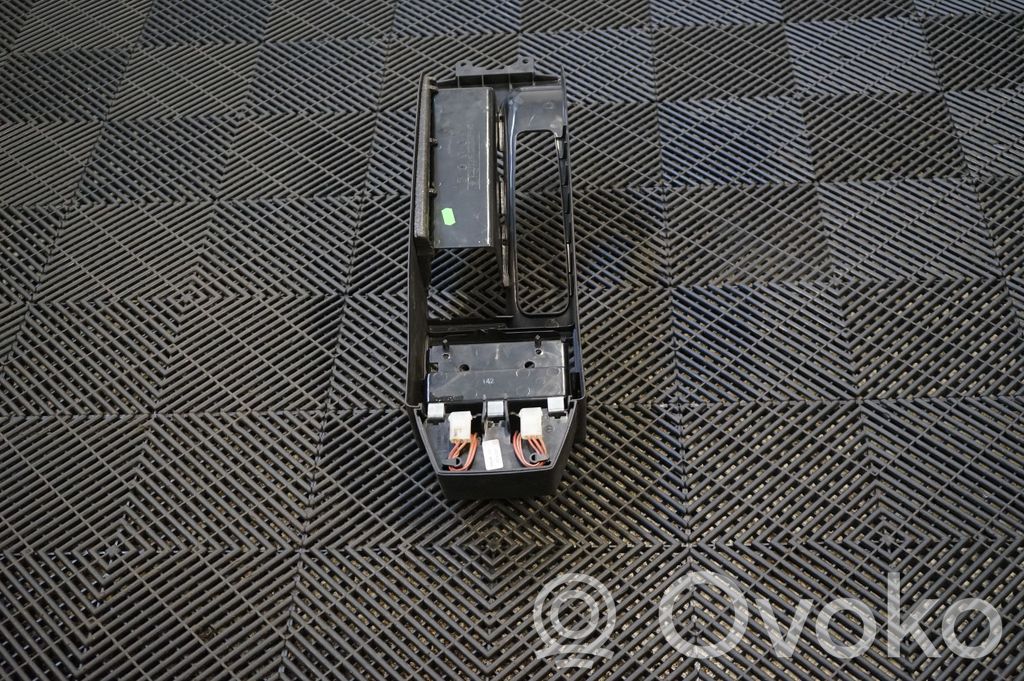 Center console (5)