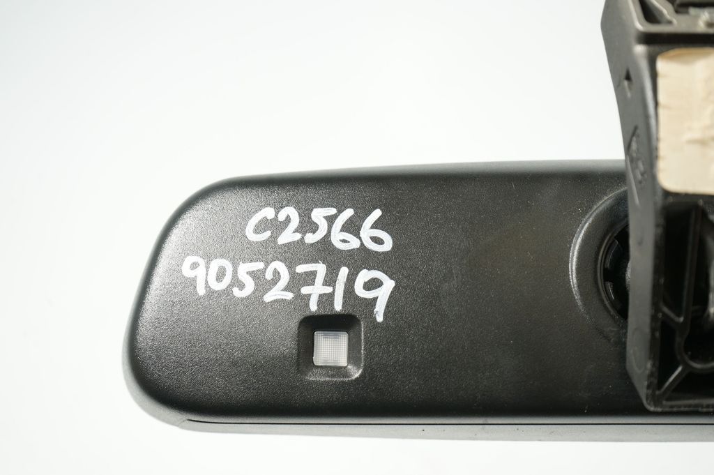 Rear view mirror (interior) (9)