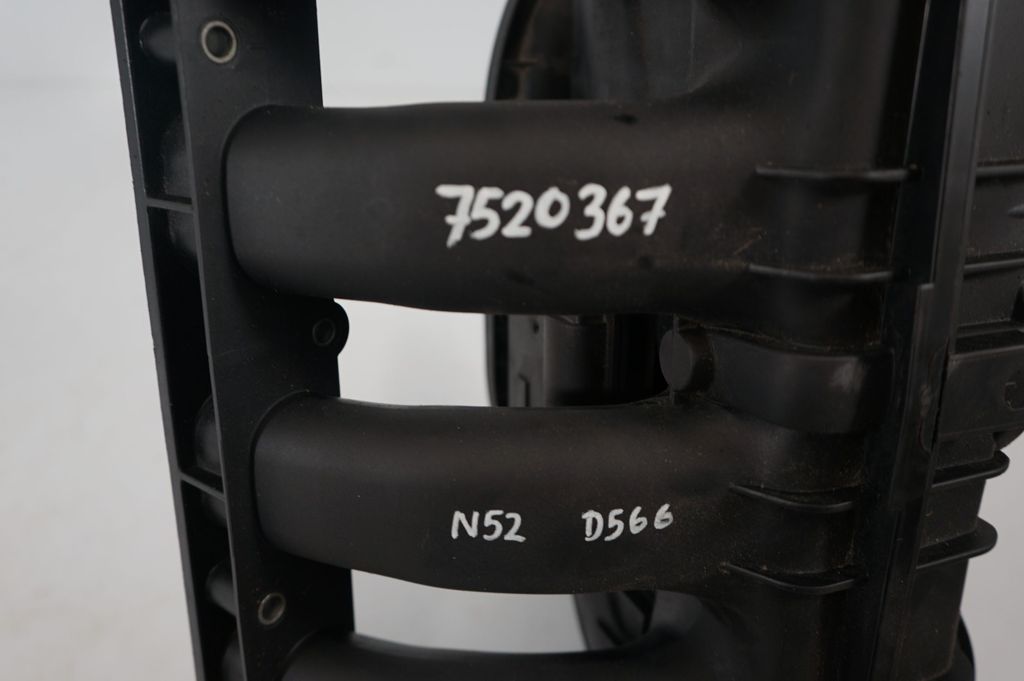 Intake manifold (10)