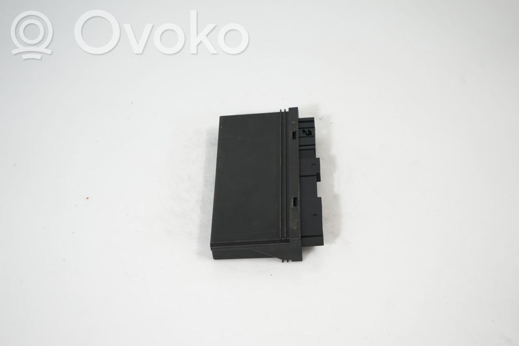 Comfort/convenience module (5)