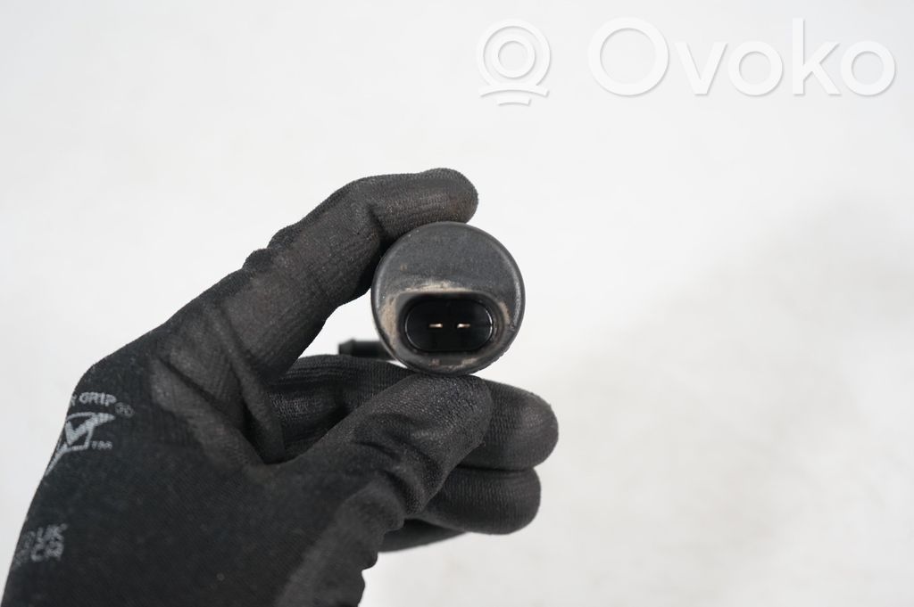 Windscreen/windshield washer pump (7)