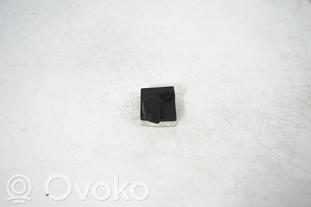 Seat control switch (3)
