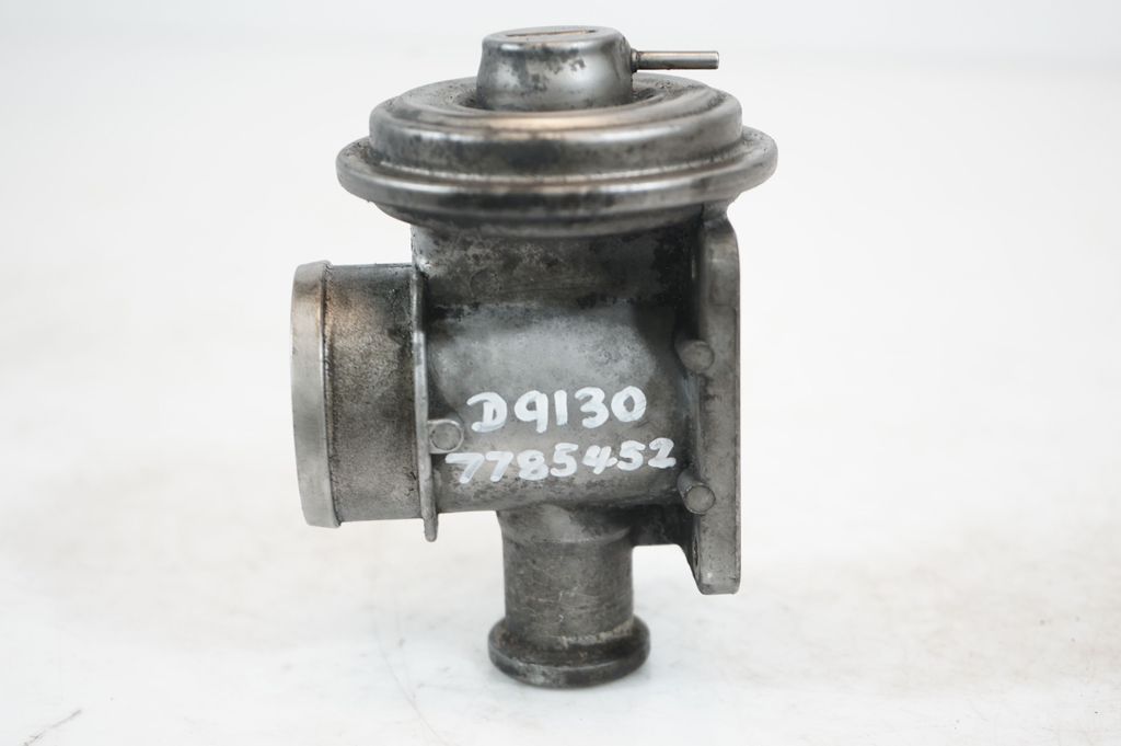 EGR valve (10)
